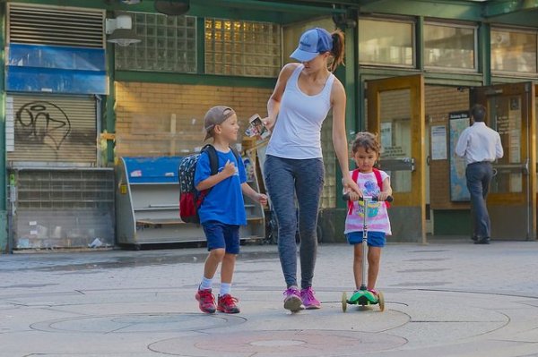 foter.com_babysitter_20063710725_0e3b2fcfc5_z